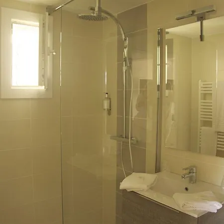 Hotel Le Concorde 3*